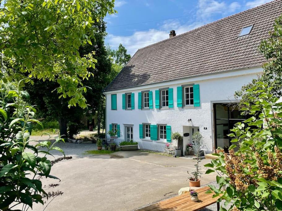 Zauberhafte Ferienscheune Im Hofgut Alte Oelmuehle Engen Luaran gambar